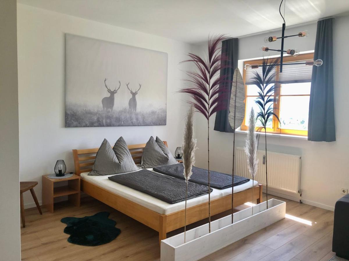 Weinberg Apartment ليوتسشاخ المظهر الخارجي الصورة